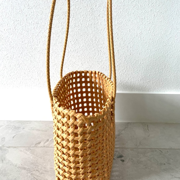 NWOT Billabong Australia Bright Side Carry Tote Bag Woven Weather Resistant - Picture 2 of 14